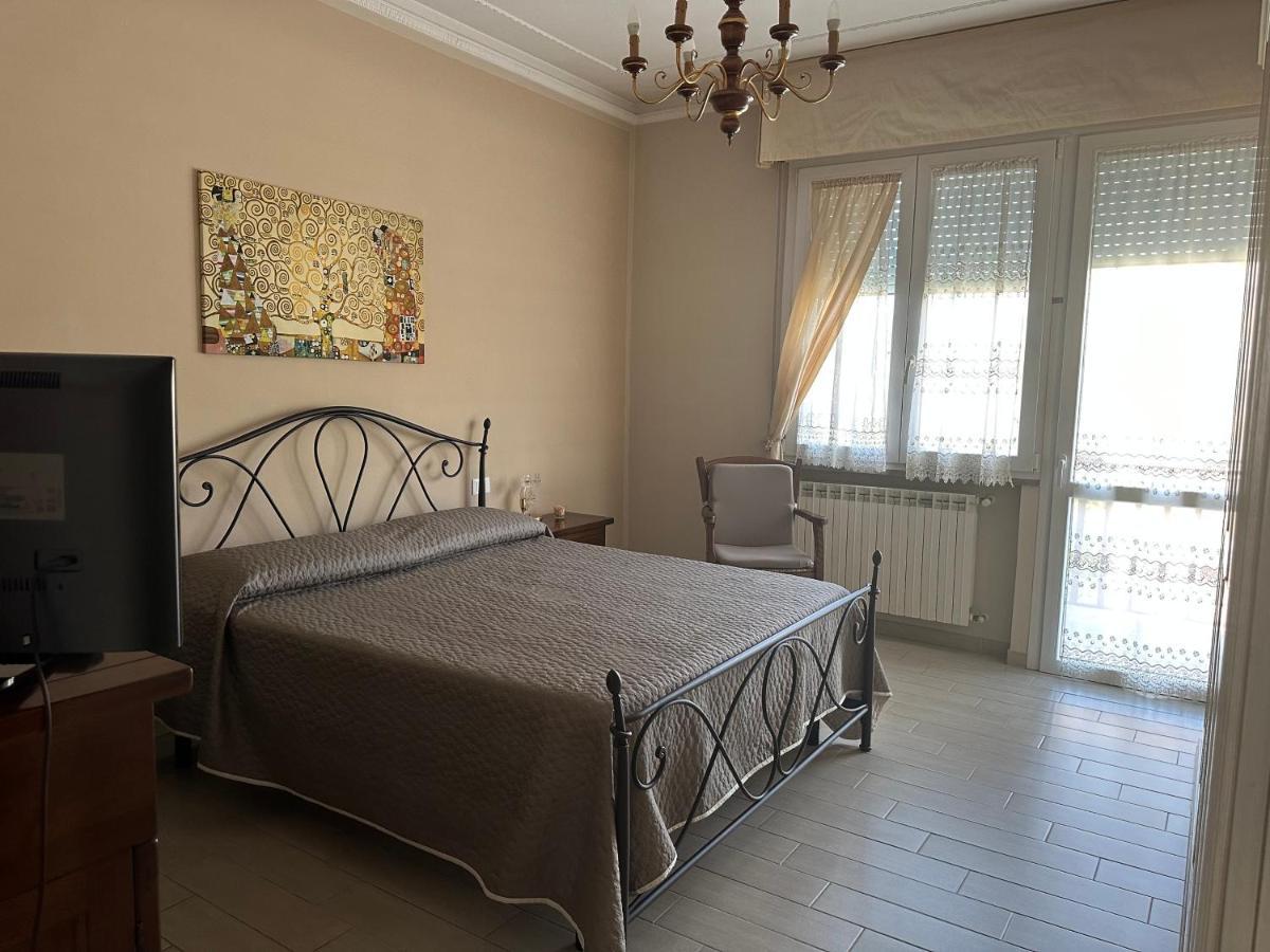 Appartement Casa Alessia à Lucques Extérieur photo