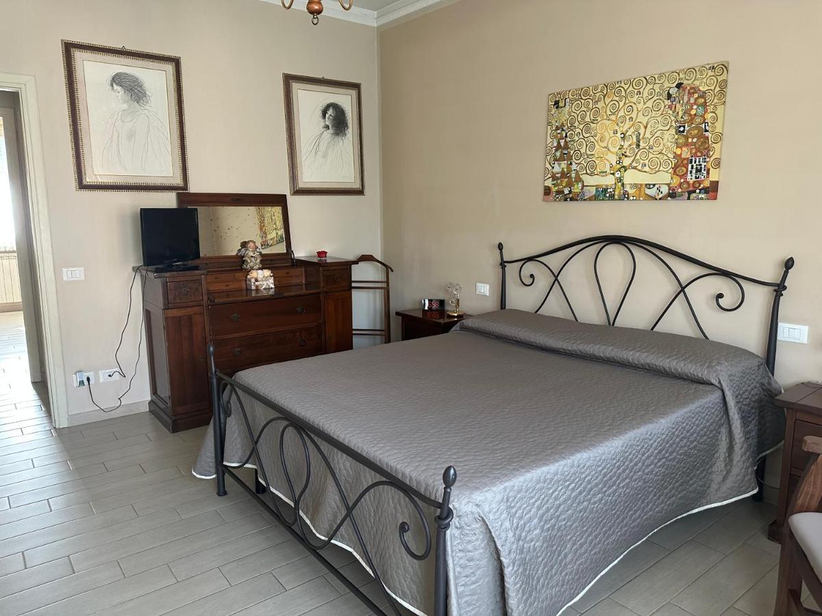Appartement Casa Alessia à Lucques Extérieur photo