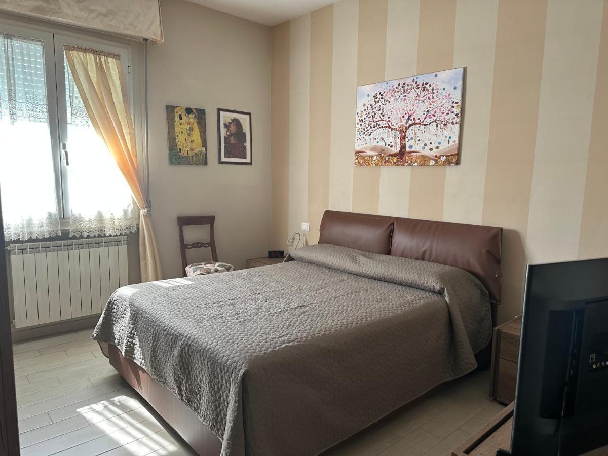 Appartement Casa Alessia à Lucques Extérieur photo